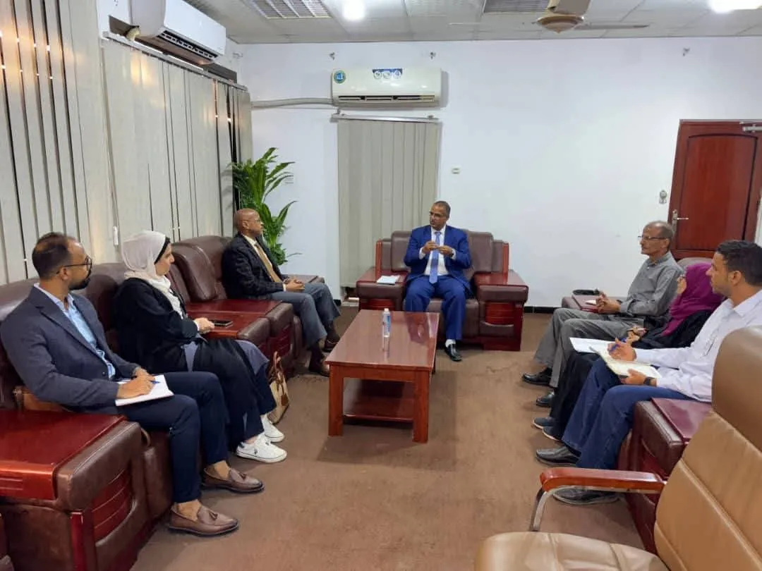 Minister Al-Zaouri Discusses Strengthening Joint Cooperation with the Deputy Resident Representative of UNFPA