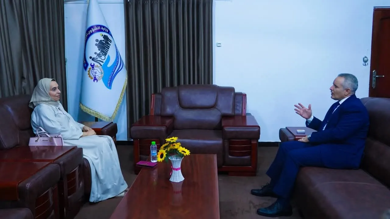 Minister of Social Affairs and Labour Discusses Several Areas of Common Interest with a Member of the Supreme Committee for Tenders and Auctions