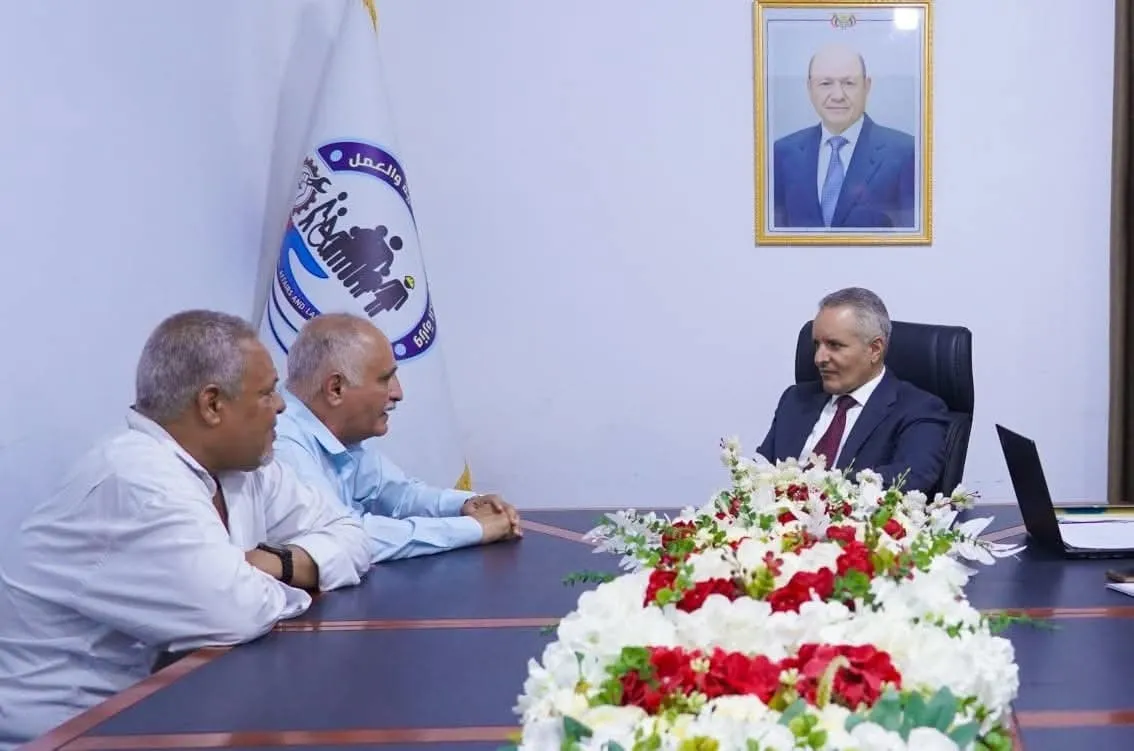 Minister of Social Affairs and Labor Discusses with Aden Community Committees Leadership Ways to Activate Community Engagement