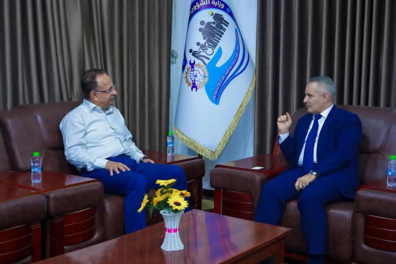 Minister of Social Affairs and Labor Discusses a Number of Matters of Common Interest with a Member of the Supreme Committee for Tenders and Bids