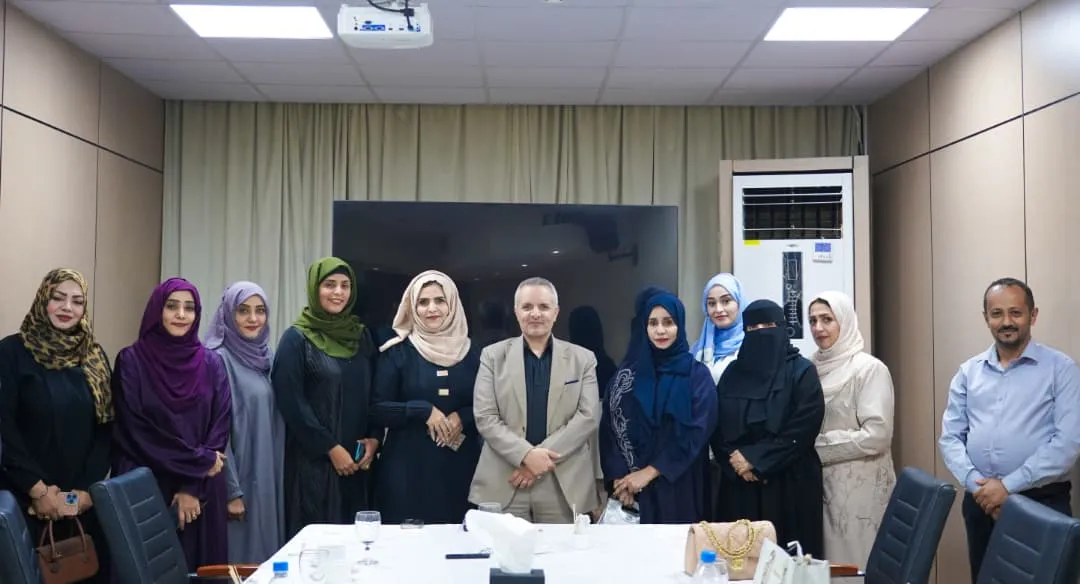وزير الشؤون الاجتماعية والعمل يلتقي نخبة من النساء الفاعلات في المجتمع المدني بالعاصمة عدن