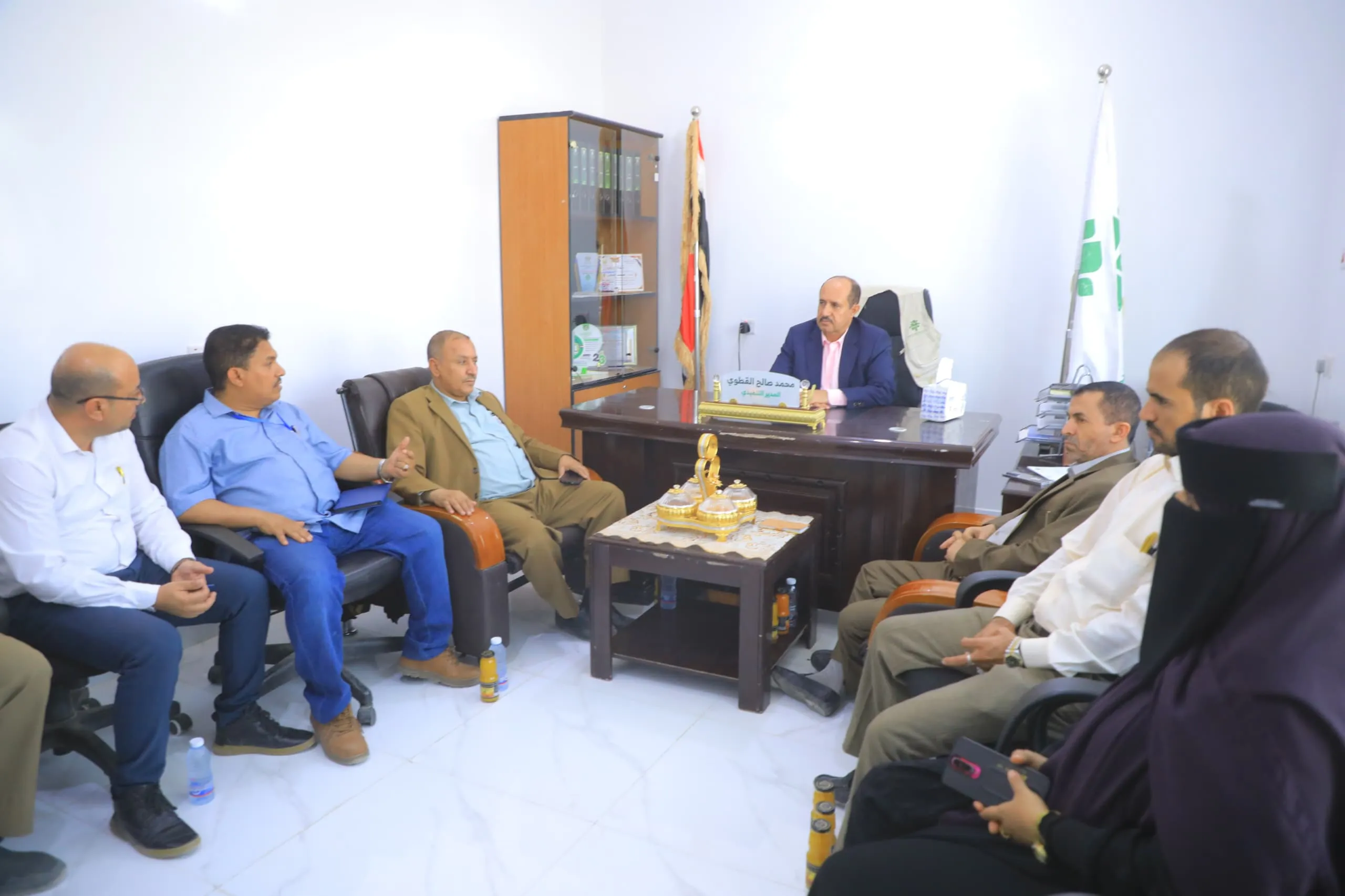 نائب وزير الشؤون الاجتماعية والعمل يطلع على انجازات إئتلاف صنعاء للإغاثة والتنمية في مأرب ويشيد بدوره الإنساني