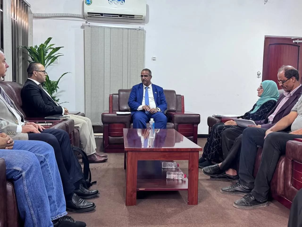 Al-Zawari Meets Mr. Armen Yedigarian, Assistant Representative of the UNHCR in Yemen