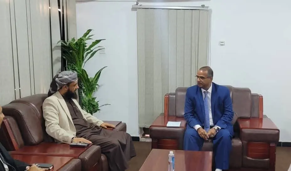 Minister Al-Zaouri Discusses with Deputy Minister of Endowments Ways to Enhance Joint Cooperation Between the Two Ministries