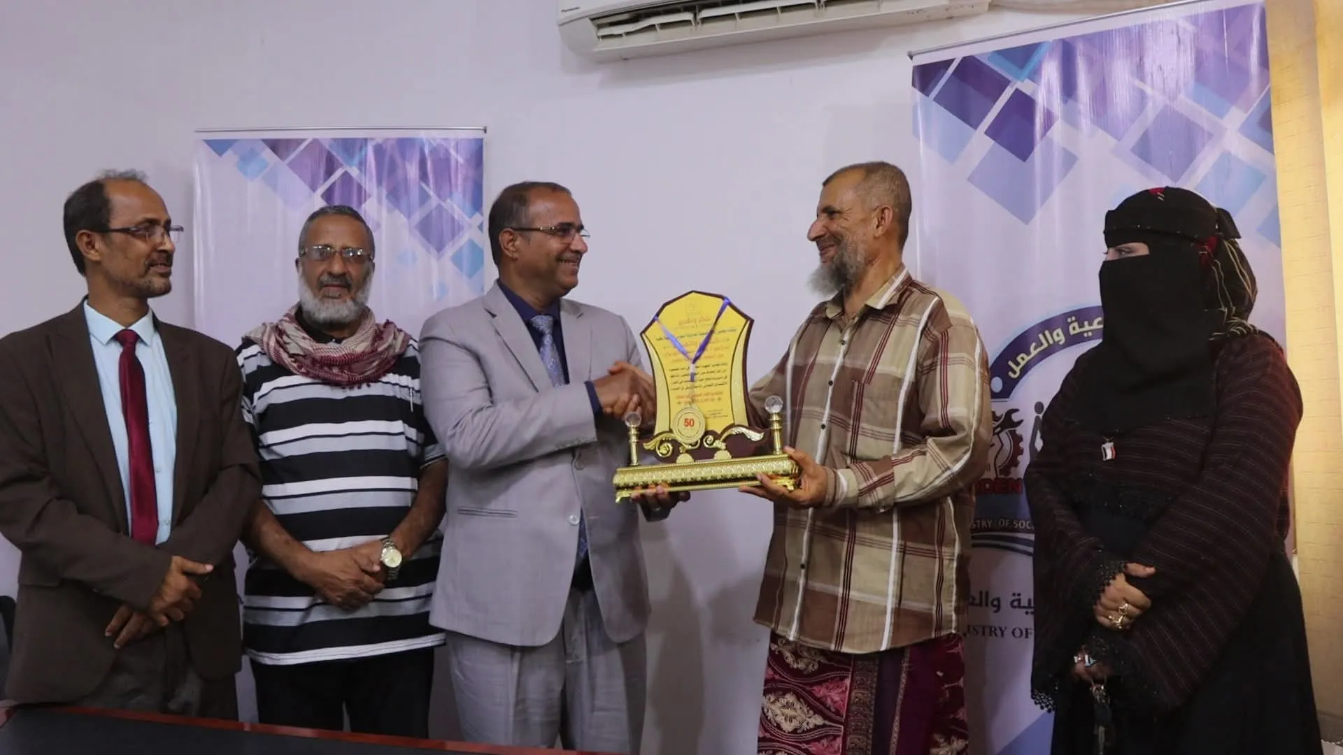 Minister Al-Zaury Praises the Experience of the Labaous Consumer Cooperative and Affirms the Ministry's Support for Strengthening Cooperative Work