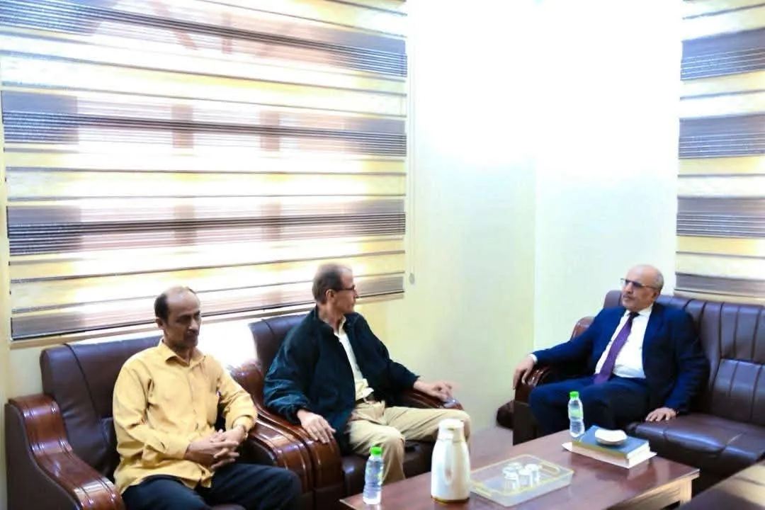 Al-Kathiri discusses ways to enhance coordination and the work of organizations in Hadhramaut with the Undersecretary of the Ministry of Social Affairs